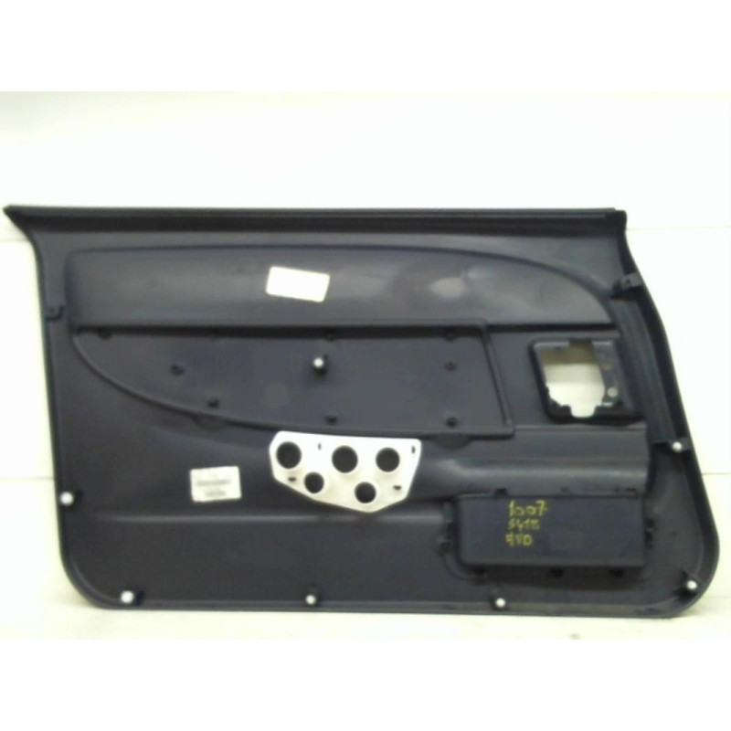 Panneau de porte avant droit PEUGEOT 1007 d’occasion