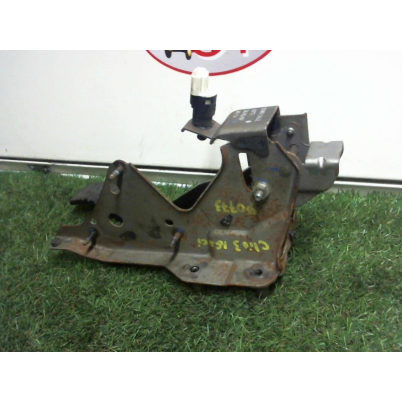 Pedalier de frein RENAULT CLIO III PHASE 1 d’occasion