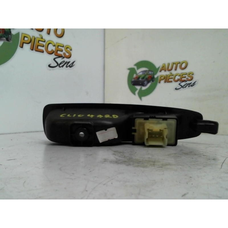 Interrupteur de leve vitre arriere droit RENAULT CLIO 4 PHASE 1 d’occasion