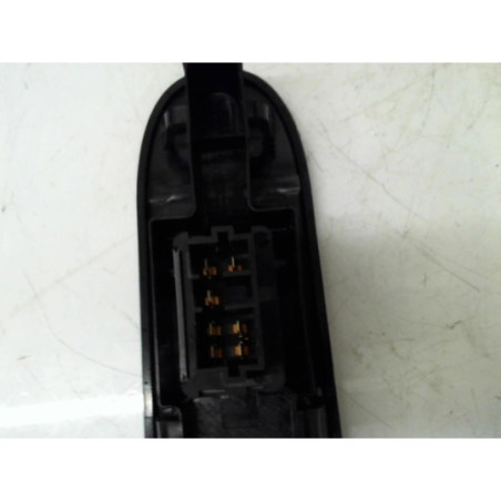 Interrupteur de leve vitre avant droit PEUGEOT 307 PHASE 1 d’occasion