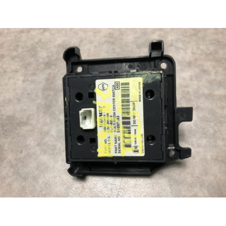 Commande GPS RENAULT MEGANE 3 PHASE 1 BREAK d’occasion