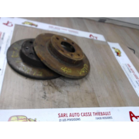 Paire de disques avant (freinage) RENAULT CLIO I PHASE 1 d’occasion