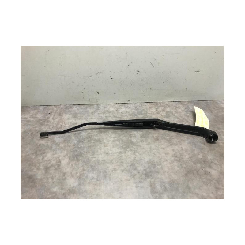 Bras essuie glace avant droit SUZUKI GRAND VITARA 2 PHASE 1 d’occasion