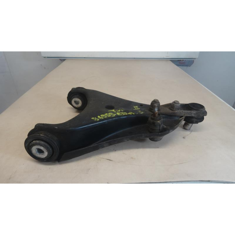 Triangle avant droit RENAULT TWINGO II II 1.2 d’occasion