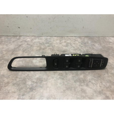 Interrupteur de leve vitre avant gauche RENAULT CAPTUR 1 PHASE 2 d’occasion