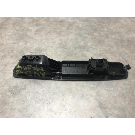 Interrupteur de leve vitre avant droit RENAULT MEGANE 3 PHASE 1 BREAK d’occasion