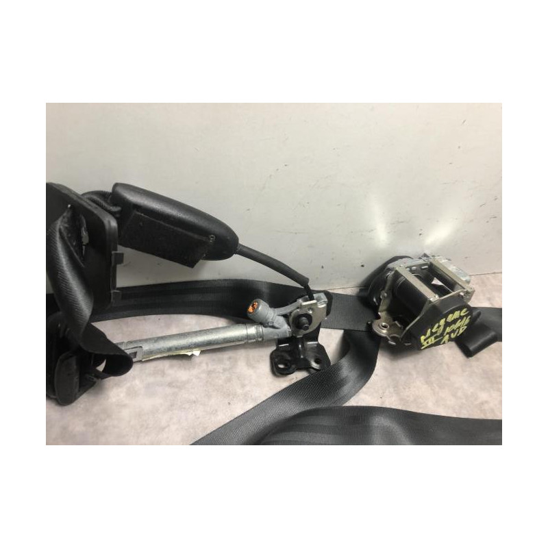 Ceinture avant droit RENAULT MEGANE 3 PHASE 1 BREAK d’occasion