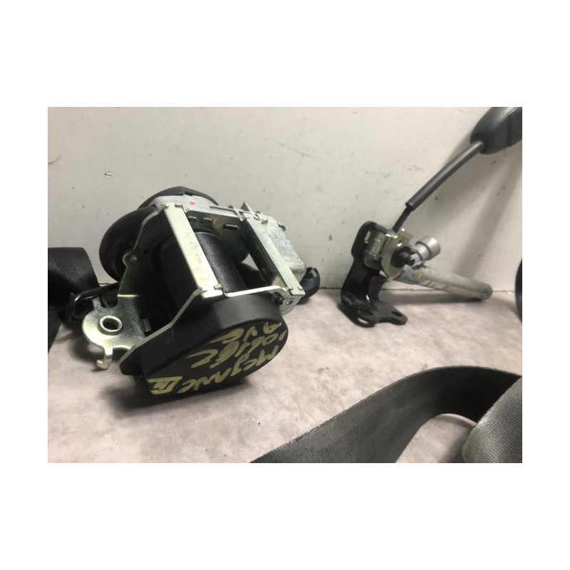 Ceinture avant gauche RENAULT MEGANE 3 PHASE 1 BREAK d’occasion
