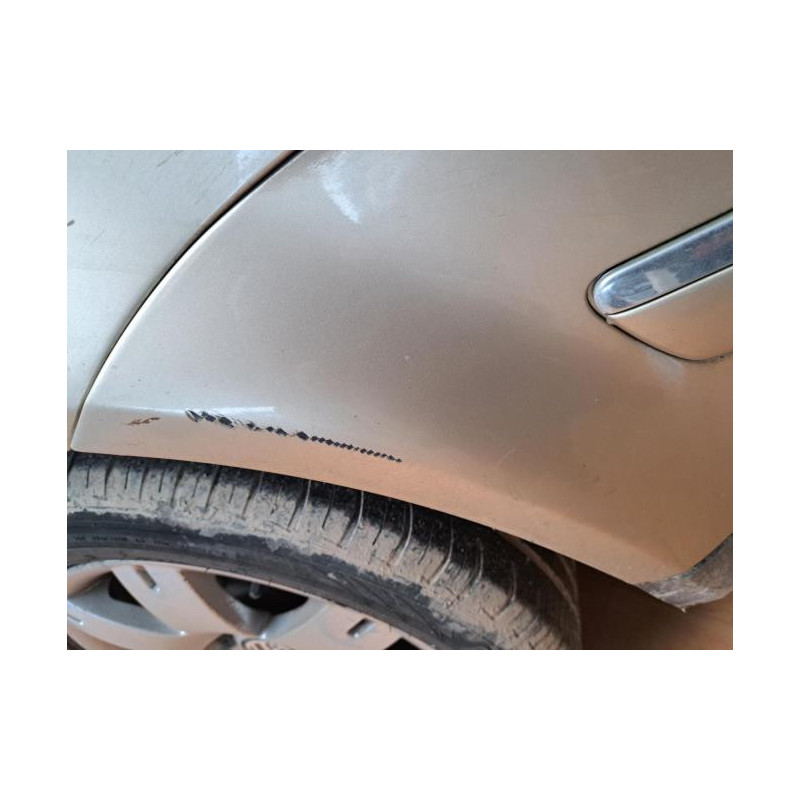 Pare choc arriere VOLKSWAGEN PASSAT 4 PHASE 2 d’occasion