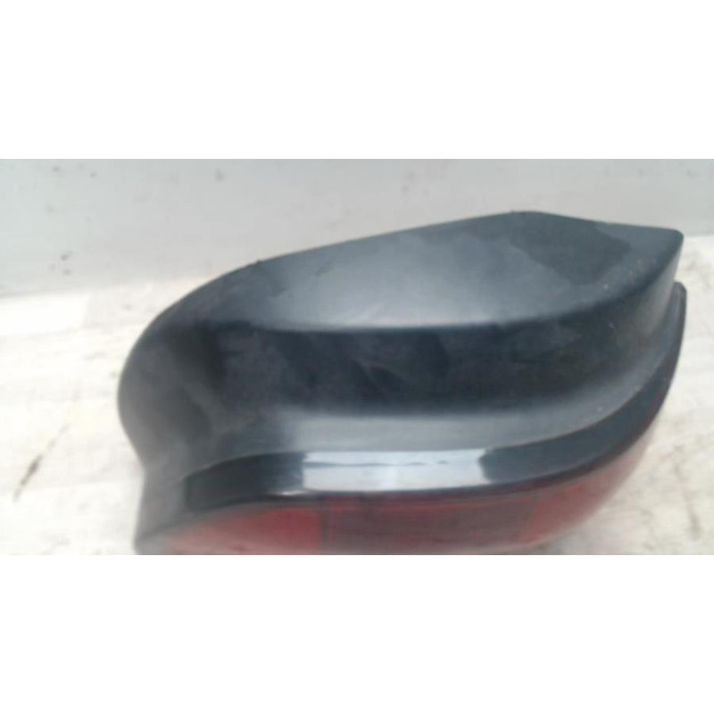 Feu arriere principal droit (feux) RENAULT CLIO 1 PHASE 3 d’occasion