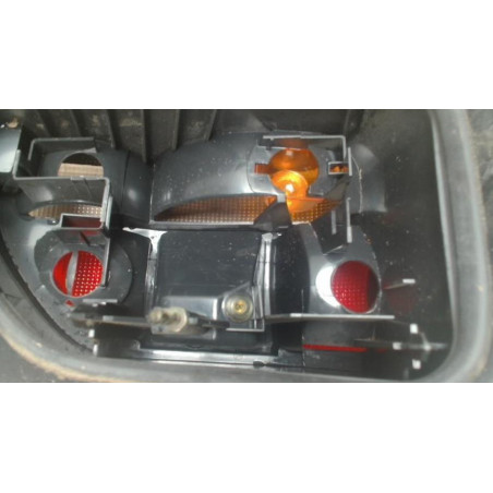 Feu arriere principal droit (feux) RENAULT CLIO 1 PHASE 3 d’occasion