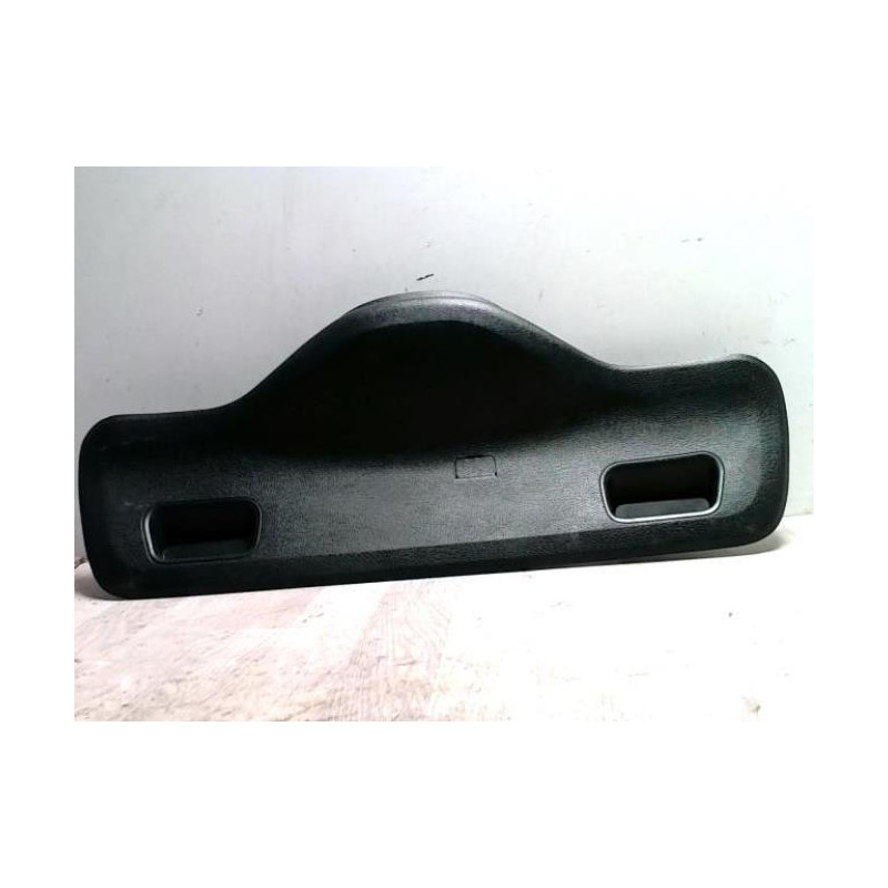Garniture hayon PEUGEOT 206 PHASE 1 d’occasion