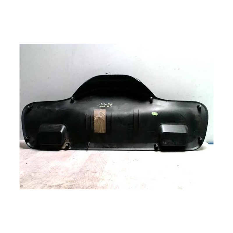 Garniture hayon PEUGEOT 206 PHASE 1 d’occasion