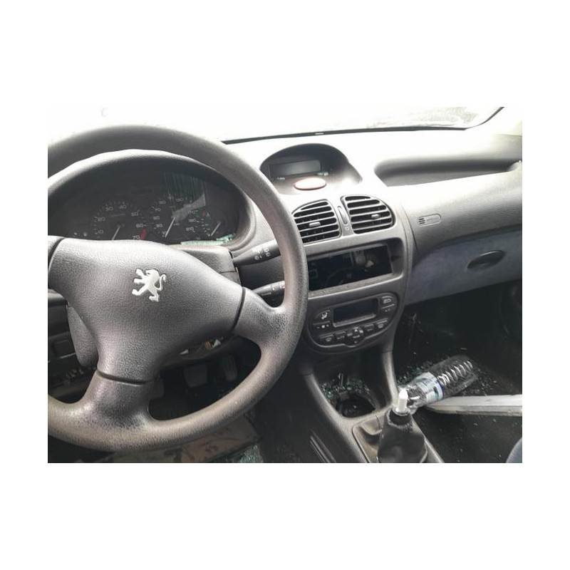 Garniture hayon PEUGEOT 206 PHASE 1 d’occasion