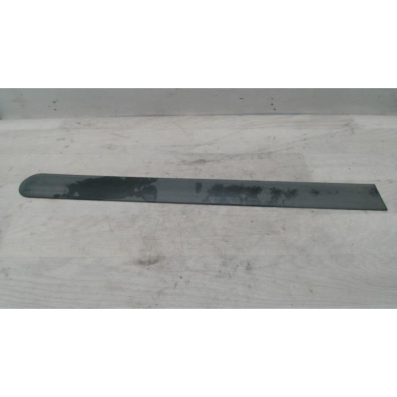 Baguette de porte avant droite FORD TRANSIT CONNECT 1 PHASE 2 d’occasion