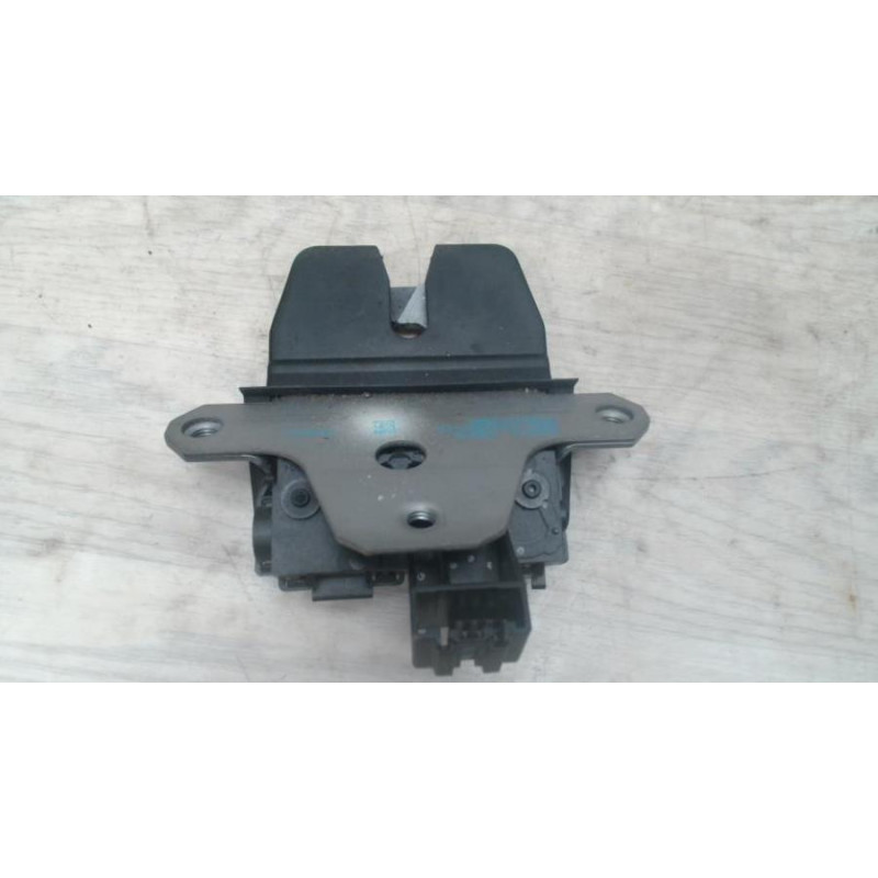 Serrure de coffre FORD C-MAX 1 PHASE 2 d’occasion