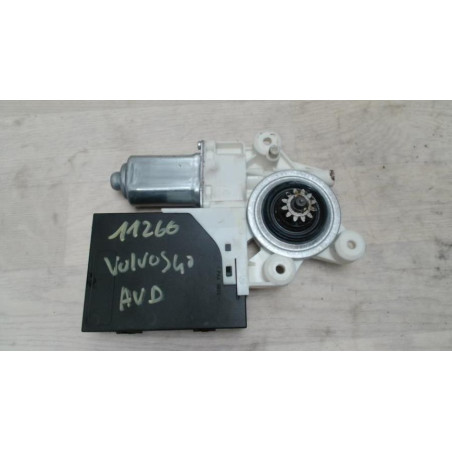 Moteur leve vitre avant droit VOLVO S 40 2 PHASE 1 d’occasion