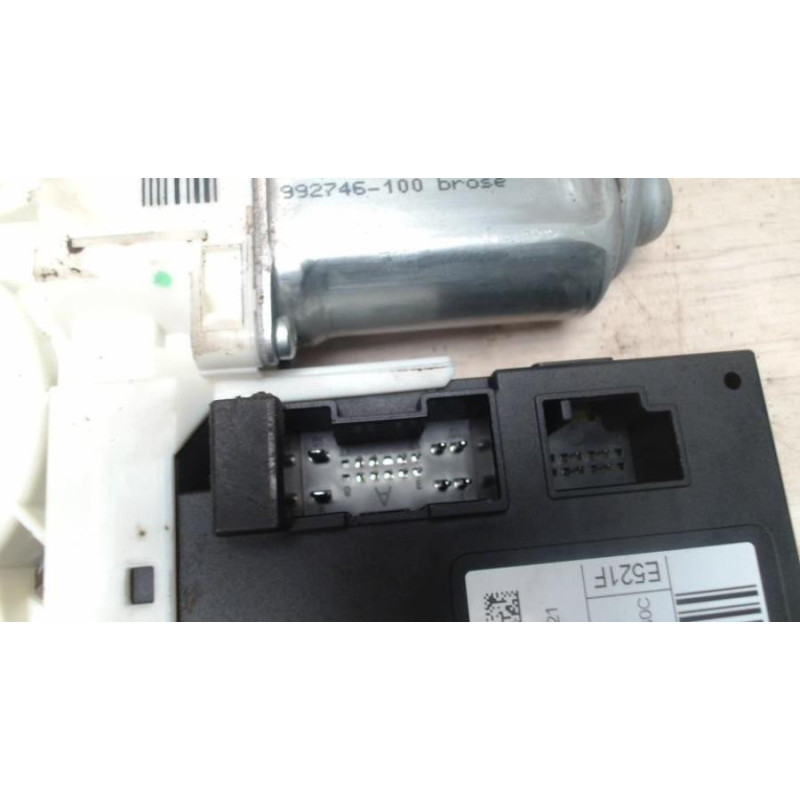 Moteur leve vitre avant droit VOLVO S 40 2 PHASE 1 d’occasion