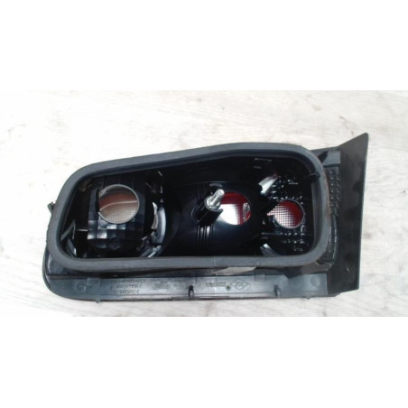 Feu arriere principal gauche (feux) RENAULT LAGUNA 2 PHASE 2 d’occasion
