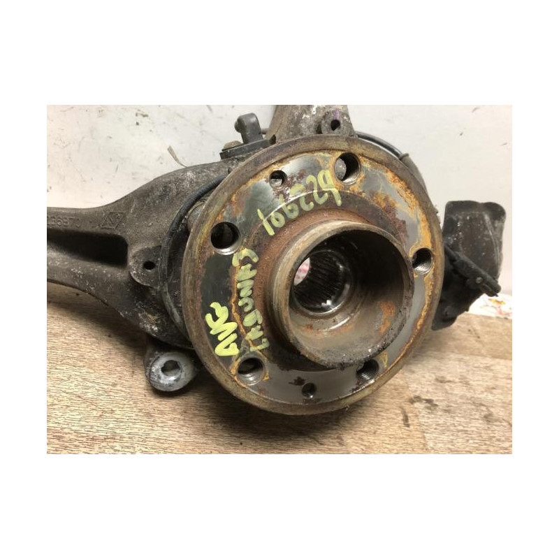 Fusee avant gauche RENAULT LAGUNA 3 PHASE 1 COUPE d’occasion