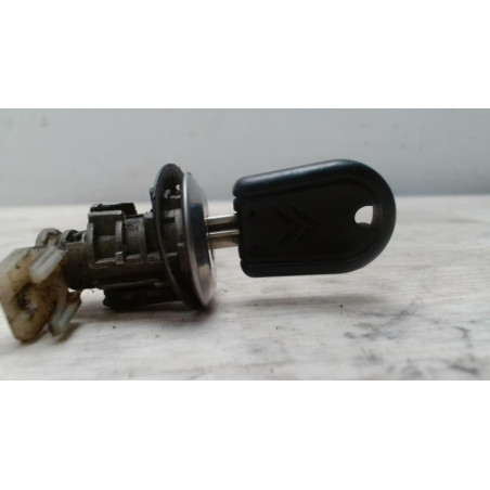Barillet porte avant gauche CITROEN ZX PHASE 2 BREAK d’occasion