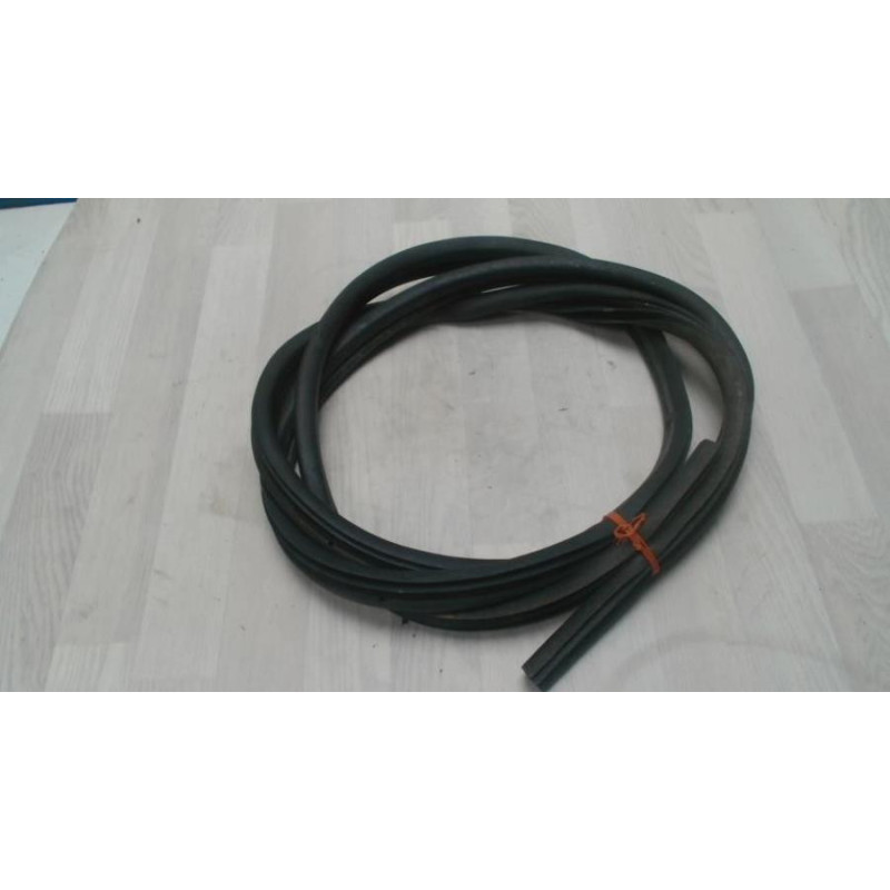 Joint de porte avant droite FORD TRANSIT CONNECT 1 PHASE 2 d’occasion