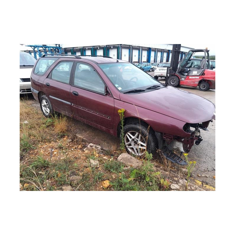 Compresseur clim RENAULT LAGUNA 1 PHASE 1 BREAK d’occasion