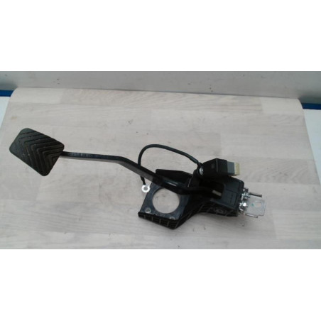 Pedalier d'embrayage HYUNDAI I 30 1 PHASE 1 d’occasion