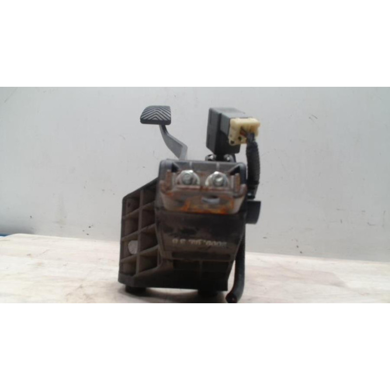 Pedalier d'embrayage HYUNDAI I 30 1 PHASE 1 d’occasion
