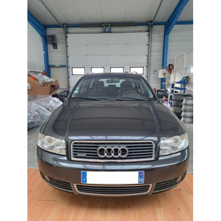 Moyeu arriere droit AUDI A4 2 AVANT PHASE 1 BREAK d’occasion