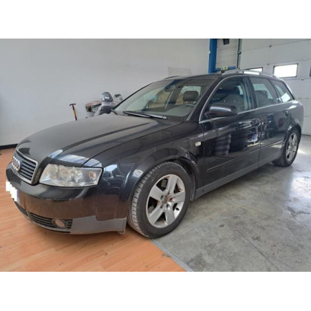 Moyeu arriere droit AUDI A4 2 AVANT PHASE 1 BREAK d’occasion