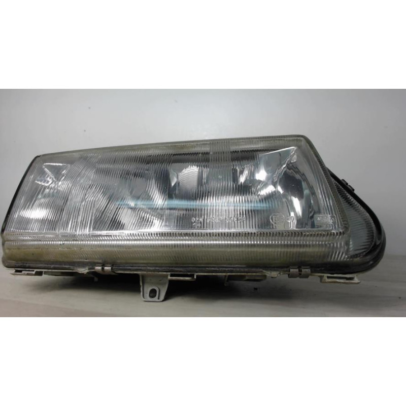 Optique avant principal droit (feux)(phare) FIAT ULYSSE 1 PHASE 1 d’occasion