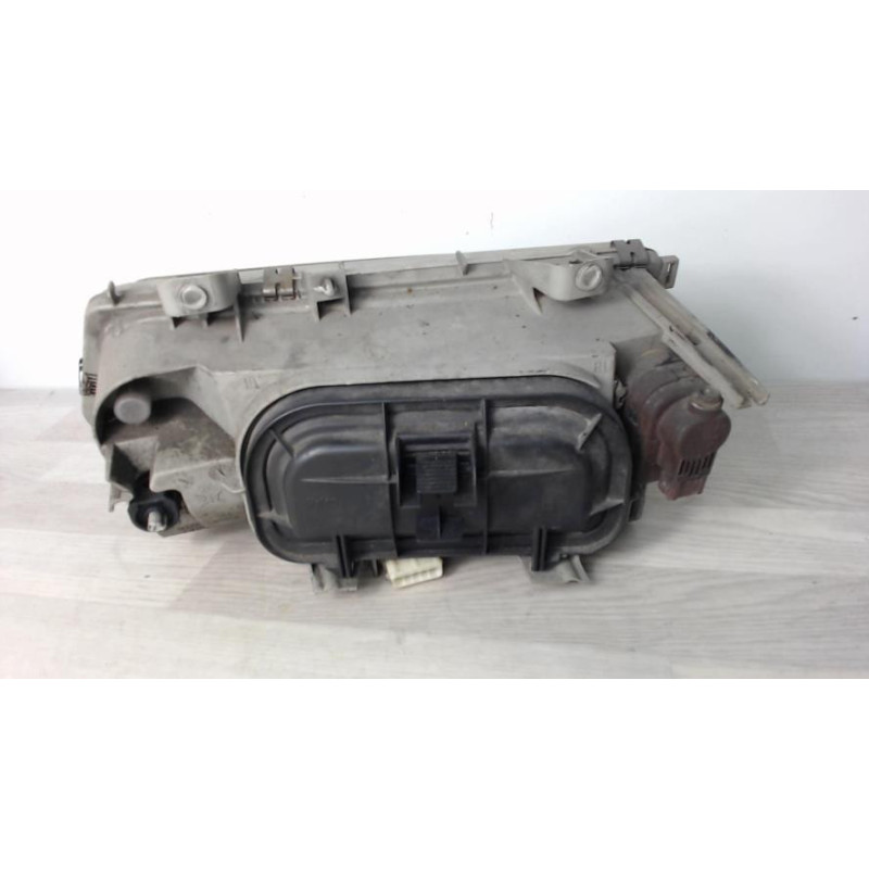 Optique avant principal droit (feux)(phare) FIAT ULYSSE 1 PHASE 1 d’occasion