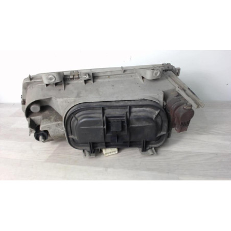 Optique avant principal droit (feux)(phare) FIAT ULYSSE 1 PHASE 1 d’occasion