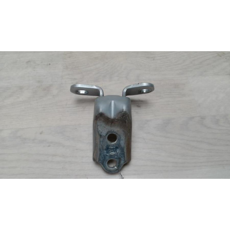 Charniere de porte avant gauche HYUNDAI I 30 1 PHASE 1 d’occasion