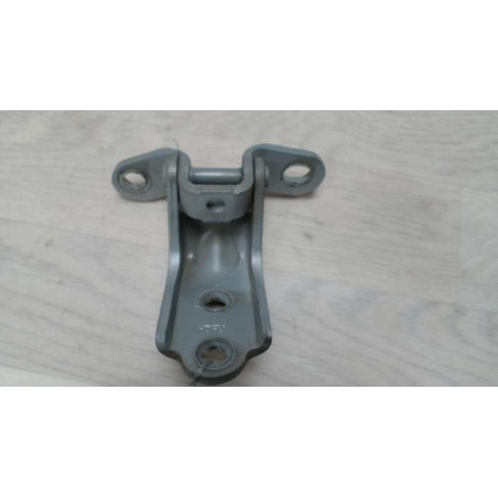 Charniere de porte avant gauche HYUNDAI I 30 1 PHASE 1 d’occasion