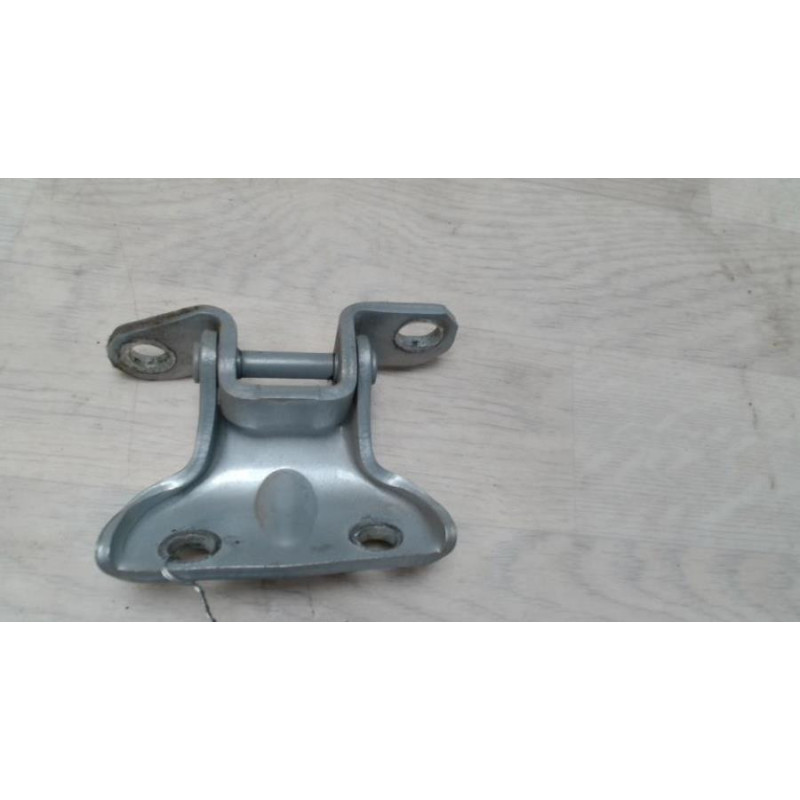 Charniere de porte arriere gauche HYUNDAI I 30 1 PHASE 1 d’occasion