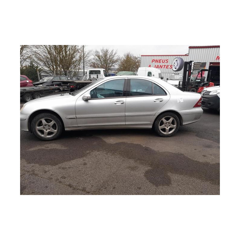 Revetement MERCEDES CLASSE C 203 PHASE 1 d’occasion