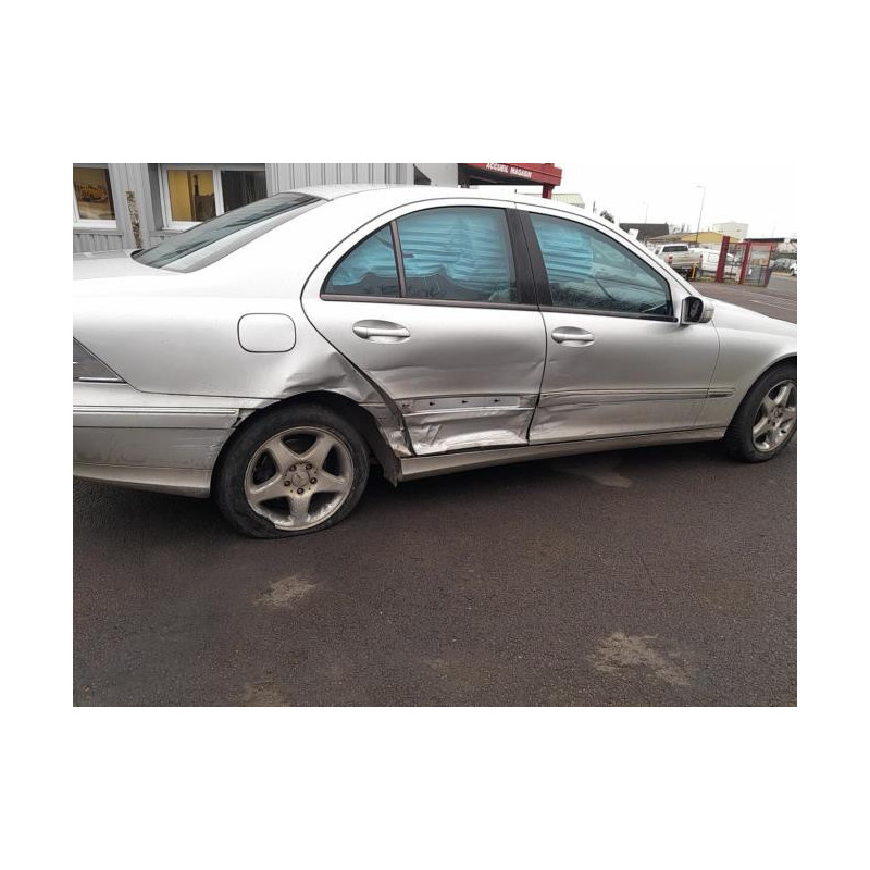 Revetement MERCEDES CLASSE C 203 PHASE 1 d’occasion