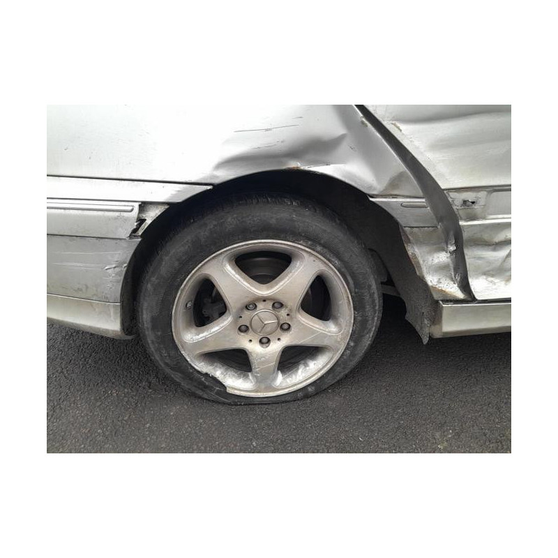 Revetement MERCEDES CLASSE C 203 PHASE 1 d’occasion