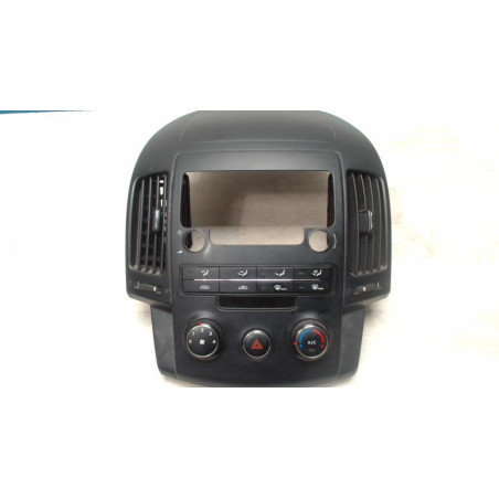 Facade autoradio HYUNDAI I 30 1 PHASE 1 d’occasion