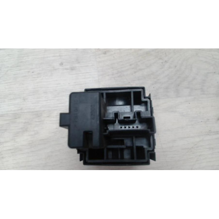 Commande de phare RENAULT CLIO 3 PHASE 1 d’occasion