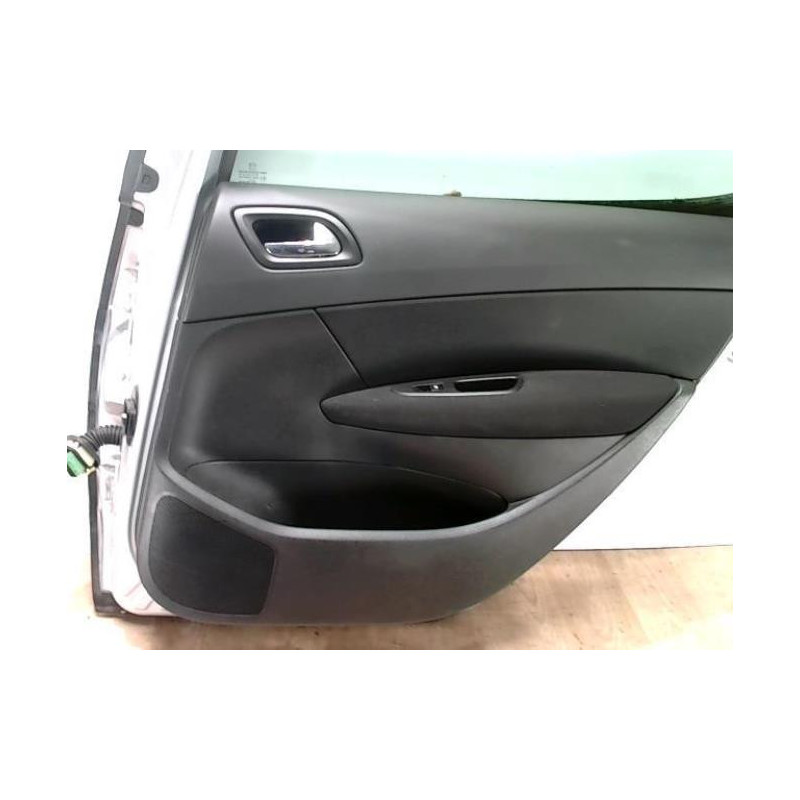 Porte arriere droit PEUGEOT 308 1 PHASE 1 d’occasion