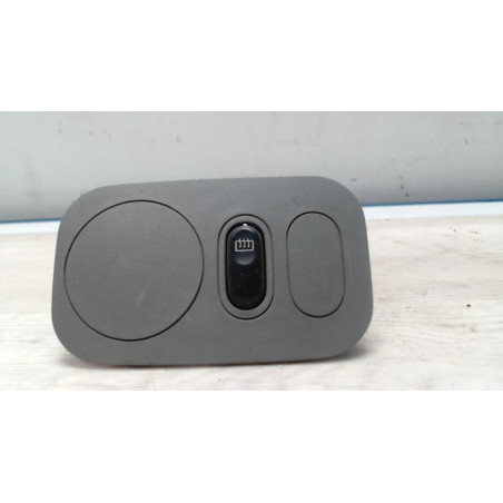 Commande degivrage lunette arriere RENAULT KANGOO 1 PHASE 2 d’occasion