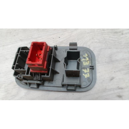 Commande degivrage lunette arriere RENAULT KANGOO 1 PHASE 2 d’occasion