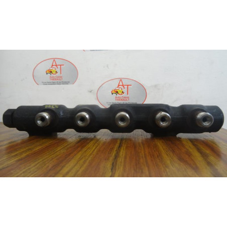 Rampe injection PEUGEOT 307 PHASE 2 d’occasion