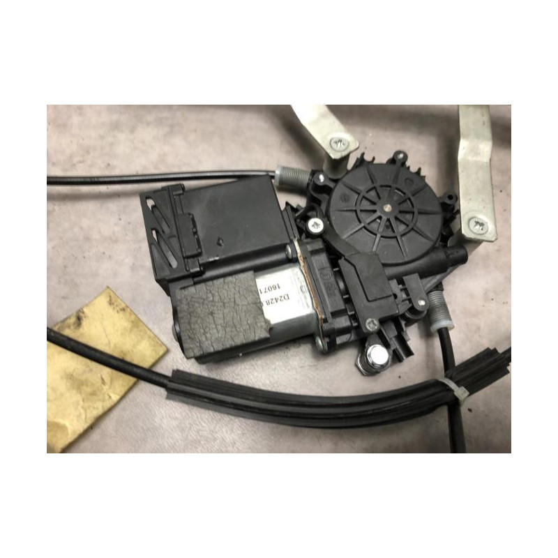 Leve vitre electrique avant gauche VOLKSWAGEN SHARAN 1 PHASE 1 d’occasion