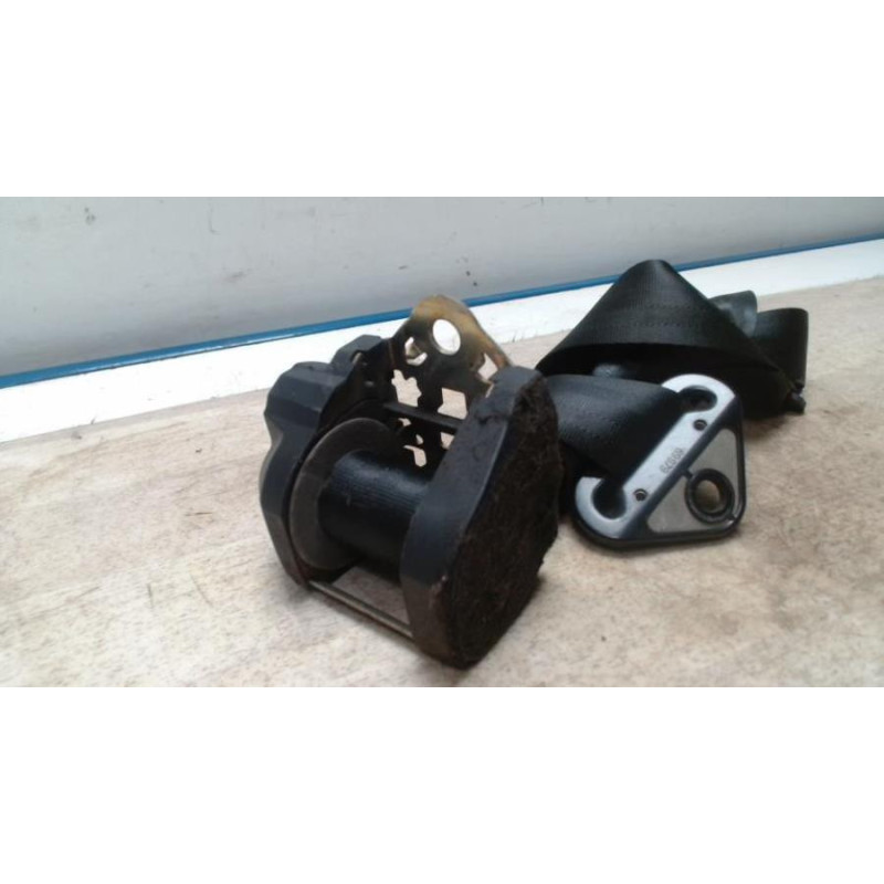 Ceinture arriere droit CITROEN AX PHASE 2 d’occasion