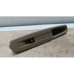 Interrupteur de leve vitre avant droit RENAULT GRAND SCENIC 3 PHASE 1 d’occasion
