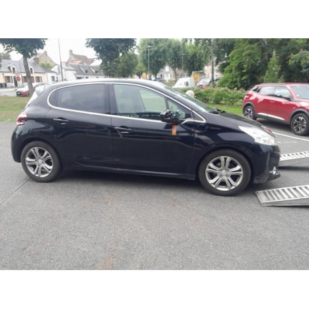 Feu arriere stop central PEUGEOT 208 1 PHASE 1 d’occasion